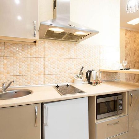 Modern New Studio - Maika Yohansena Str 18A Kharkiv Bagian luar foto