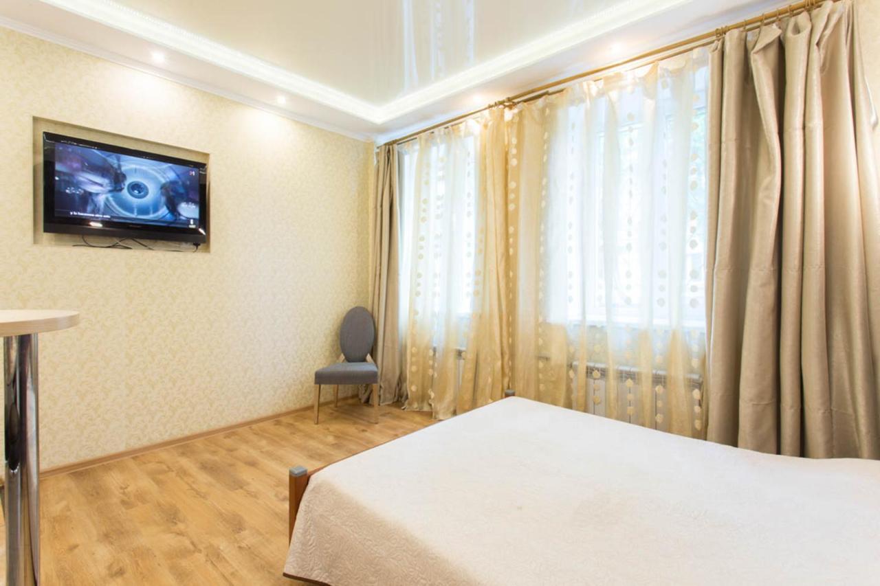 Modern New Studio - Maika Yohansena Str 18A Kharkiv Bagian luar foto