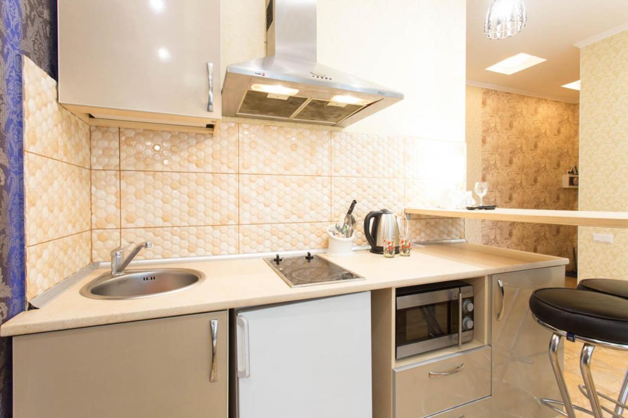 Modern New Studio - Maika Yohansena Str 18A Kharkiv Bagian luar foto