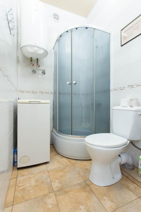 Modern New Studio - Maika Yohansena Str 18A Kharkiv Bagian luar foto